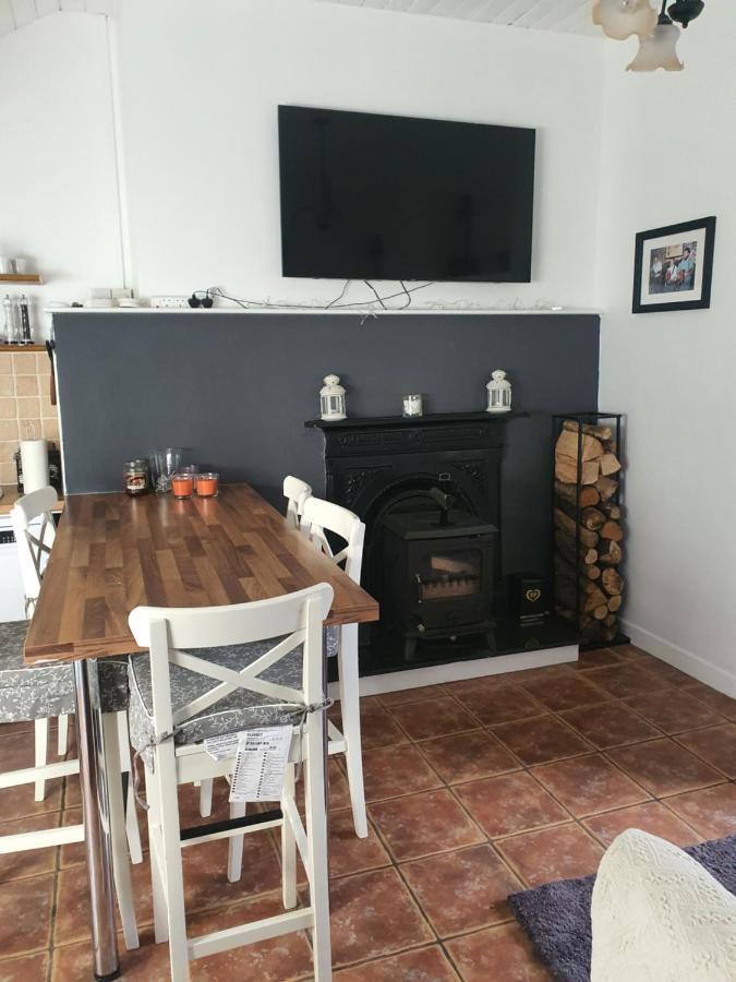 The Speak Easy Cottage Multyfarnham -Two Bedroom Kültér fotó